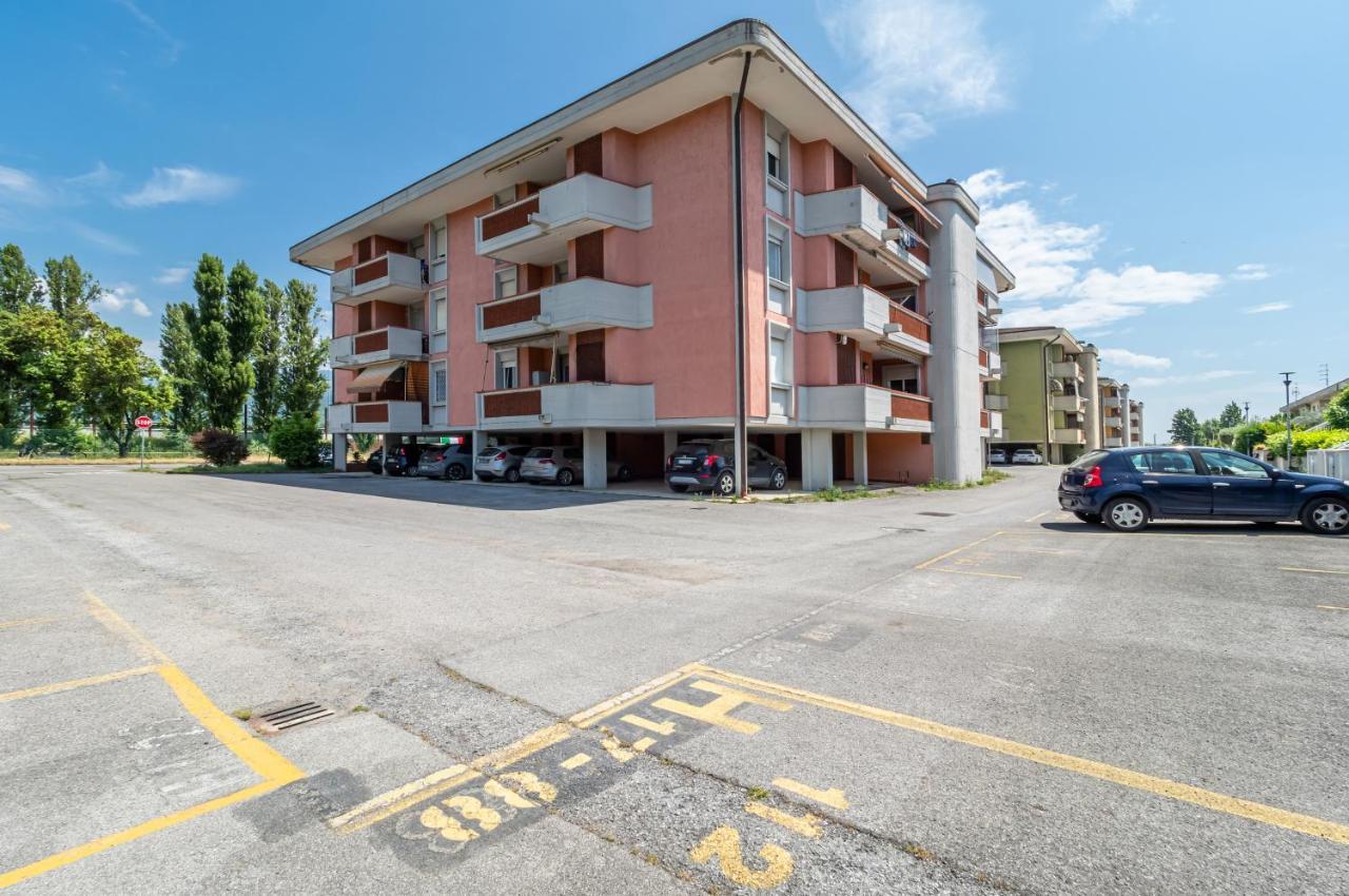Domus Lucis Apartment Terrace & Private Parking Marinella di Sarzana Exterior foto